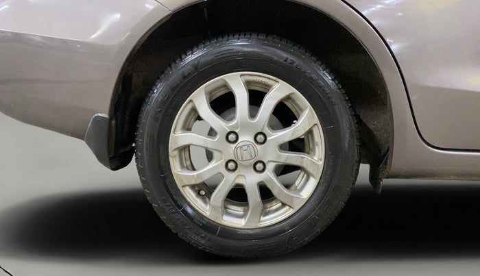 2016 Honda Amaze 1.2L I-VTEC VX AT, Petrol, Automatic, 57,126 km, Right Rear Wheel