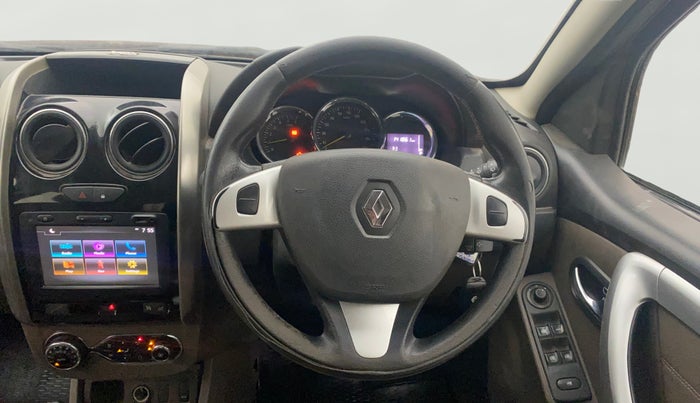 2017 Renault Duster 110 PS RXZ 4X2 AMT DIESEL, Diesel, Automatic, 1,41,803 km, Steering Wheel Close Up