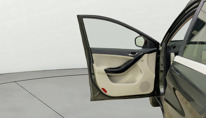 2023 Tata NEXON XZ PLUS PETROL SUNROOF, CNG, Manual, 75,459 km, LHS Front Door