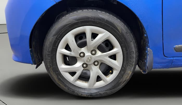 2018 Hyundai Grand i10 SPORTZ 1.2 KAPPA VTVT, CNG, Manual, 1,20,000 km, Left Front Wheel