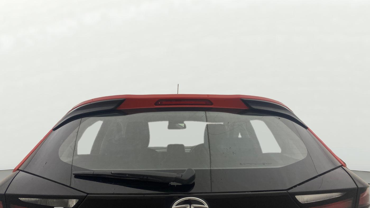 2023 Tata ALTROZ XZ PETROL, Petrol, Manual, 10,186 km, Rear Windshield