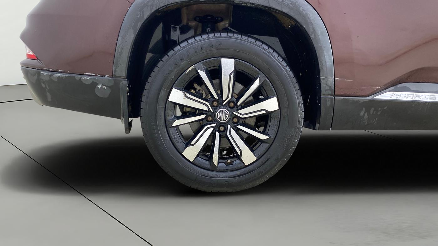 2020 MG HECTOR PLUS SHARP 1.5 PETROL TURBO DCT 6-STR, Petrol, Automatic, 42,072 km, Right Rear Wheel
