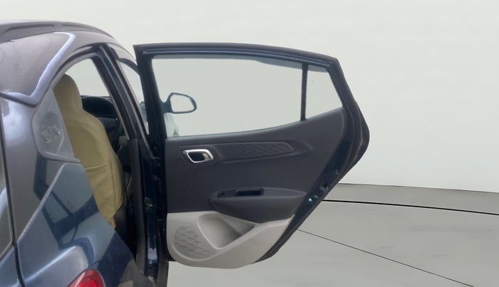 2020 Hyundai GRAND I10 NIOS SPORTZ AMT 1.2 KAPPA VTVT, Petrol, Automatic, 17,294 km, RHS Rear Door