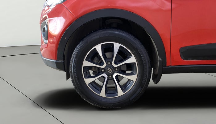 2021 Tata NEXON XZA PLUS SUNROOF DIESEL, Diesel, Automatic, 24,590 km, Left Front Wheel