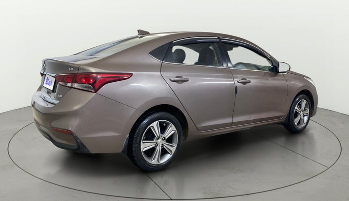 2018 Hyundai Verna 1.6 VTVT SX, Petrol, Manual, 51,170 km, Right Back Diagonal