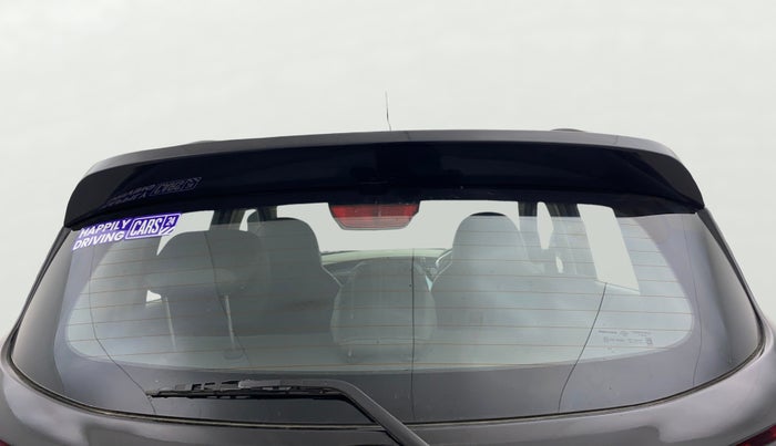 2016 Mahindra Kuv100 K8 6 STR, Petrol, Manual, 32,042 km, Rear Windshield