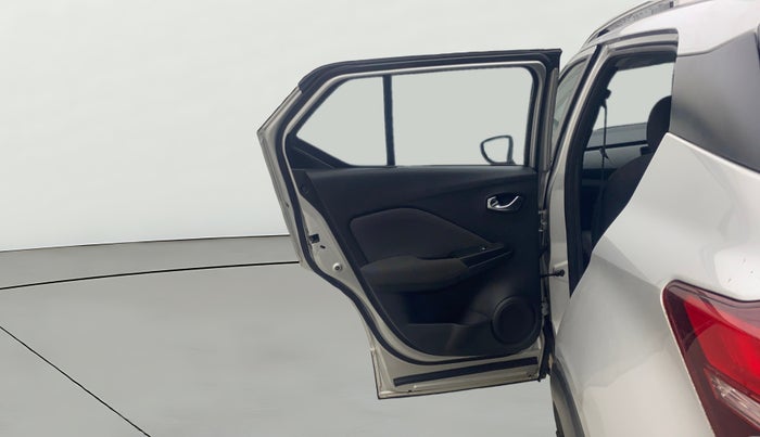 2021 Nissan Kicks XV PREMIUM TURBO 1.3 CVT, Petrol, Automatic, 39,115 km, LHS Rear Door