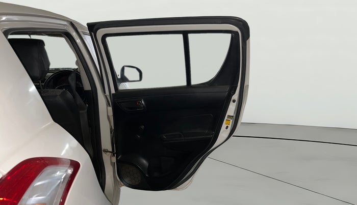 2016 Maruti Swift LXI (O), Petrol, Manual, 69,131 km, RHS Rear Door