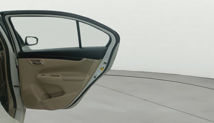 2017 Maruti Ciaz ALPHA  AT 1.4  PETROL, CNG, Automatic, 91,133 km, RHS Rear Door