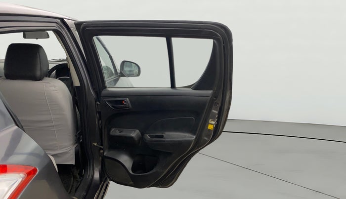 2017 Maruti Swift LXI (O), CNG, Manual, 1,08,799 km, RHS Rear Door