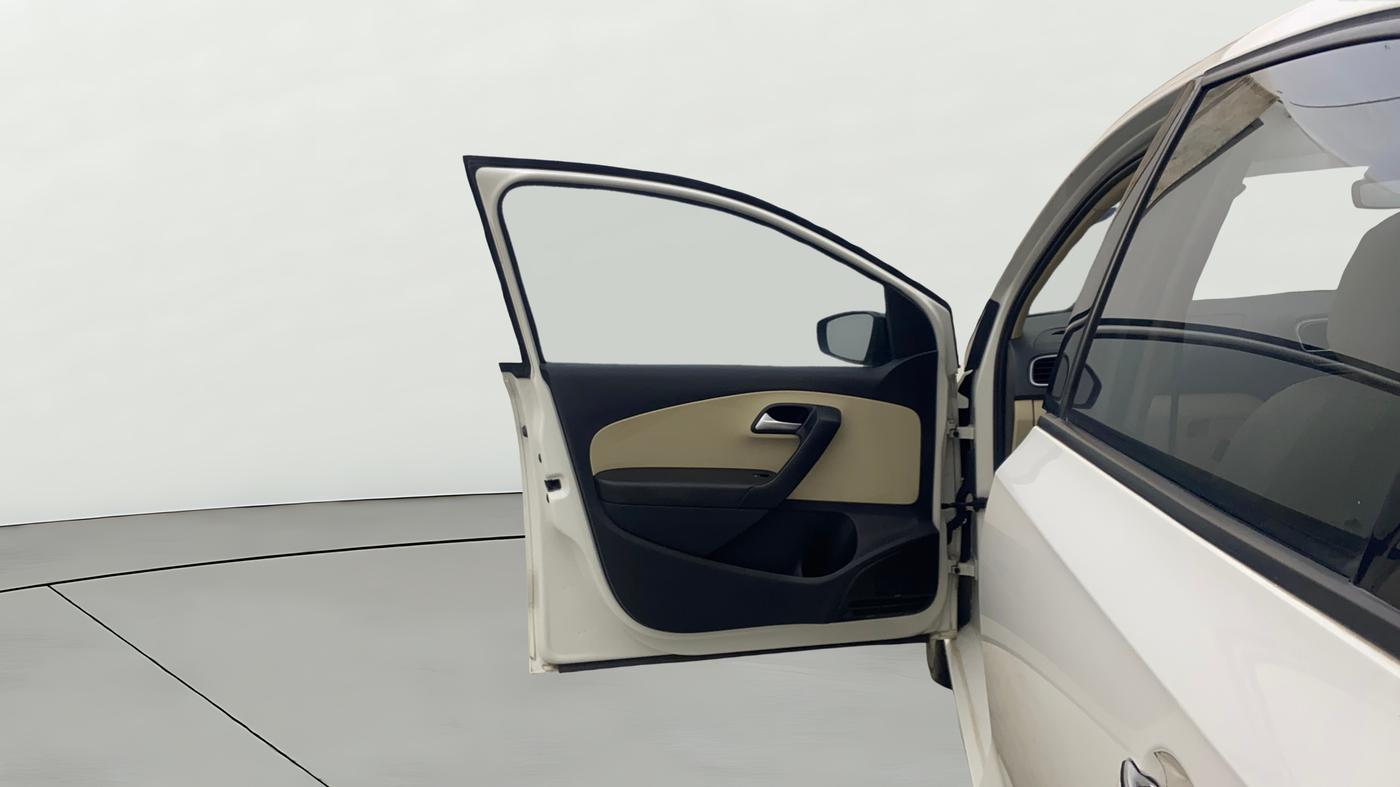 2019 Volkswagen Vento HIGHLINE PLUS 1.2 AT 16 ALLOY, Petrol, Automatic, 65,345 km, LHS Front Door