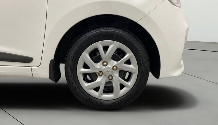 2017 Hyundai Grand i10 SPORTZ 1.2 KAPPA VTVT, Petrol, Manual, 53,936 km, Right Front Wheel