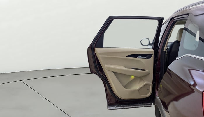 2022 MG HECTOR SHARP 1.5 PETROL CVT, Petrol, Automatic, 32,256 km, LHS Rear Door