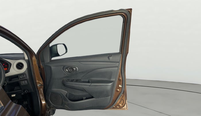 2019 Datsun Go Plus A(O), Petrol, Manual, 29,275 km, RHS Front Door