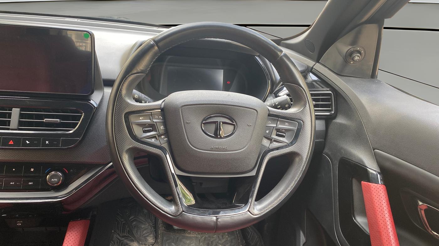 2023 Tata Harrier XZA + O 2.0L RED DARK EDITION 5 STR, Diesel, Automatic, 14,786 km, Steering Wheel Close Up