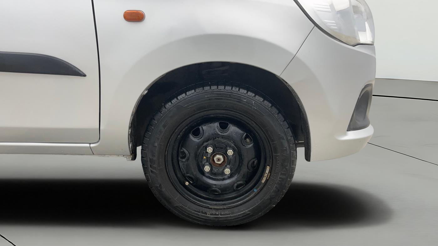 2015 Maruti Alto K10 VXI (O), Petrol, Manual, 38,958 km, Right Front Wheel