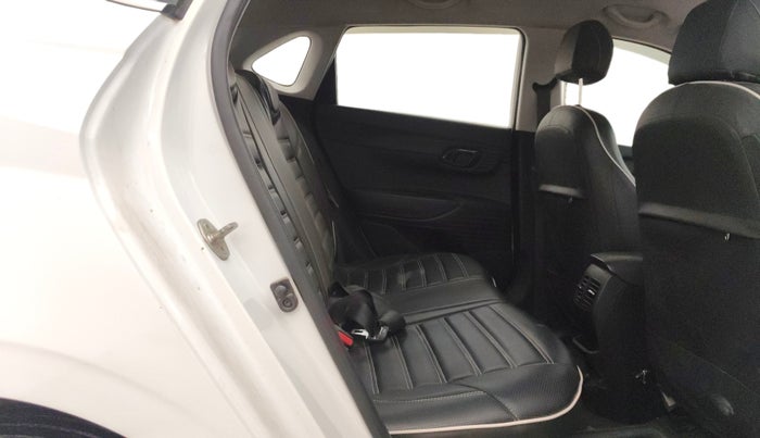 2020 Hyundai NEW I20 SPORTZ 1.0T GDI IMT, Petrol, Manual, 50,779 km, Right Side Rear Door Cabin