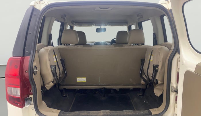 2017 Mahindra TUV300 T6 PLUS, Diesel, Manual, 30,609 km, Boot Open Zoomed View