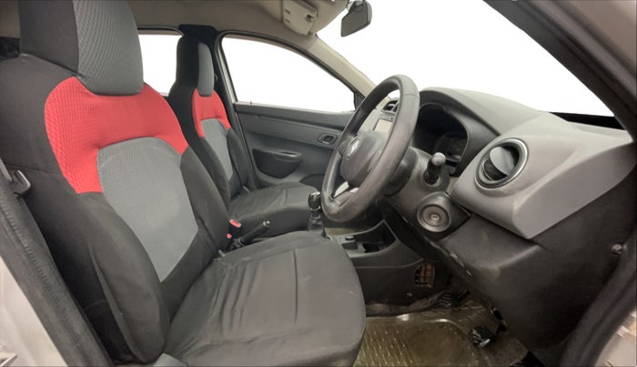 2017 Renault Kwid RXT 1.0, Petrol, Manual, 1,03,756 km, Right Side Front Door Cabin