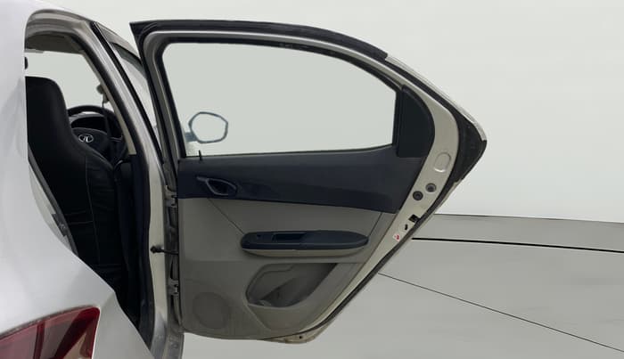 2018 Tata Tiago XT PETROL, Petrol, Manual, 52,590 km, RHS Rear Door