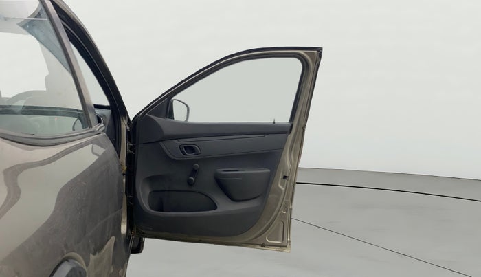 2016 Renault Kwid RXL, Petrol, Manual, 32,839 km, RHS Front Door