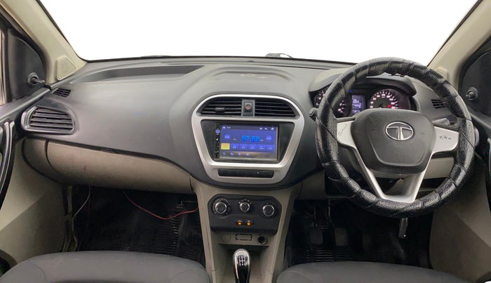 2017 Tata Tiago XM PETROL, Petrol, Manual, 45,332 km, Dashboard