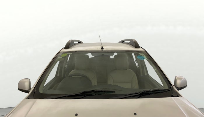 2013 Renault Duster RXL PETROL, Petrol, Manual, 1,35,055 km, Front Windshield