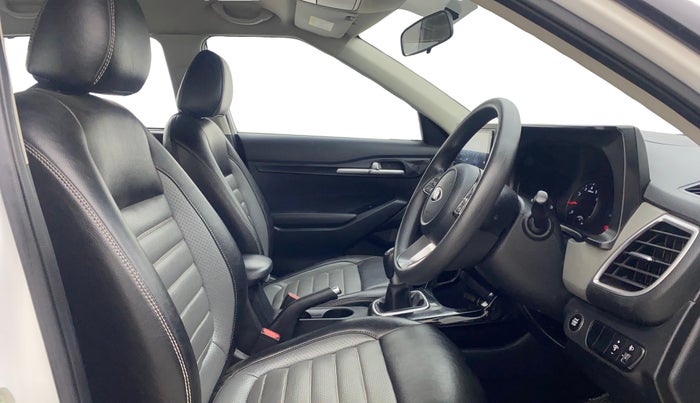 2019 KIA SELTOS HTK PLUS 1.5, Petrol, Manual, 78,112 km, Right Side Front Door Cabin