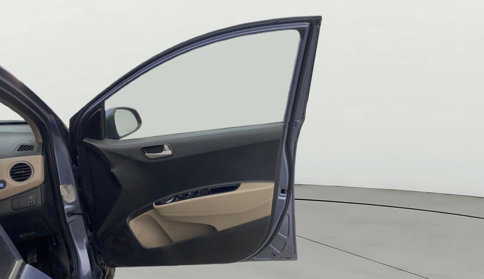 2014 Hyundai Xcent SX 1.2 (O), Petrol, Manual, 79,225 km, RHS Front Door