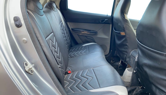 2018 Tata Tiago XT PETROL, Petrol, Manual, 59,651 km, Right Side Rear Door Cabin