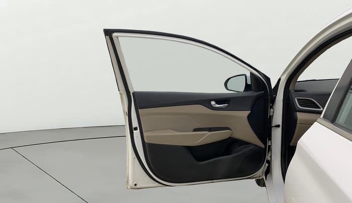 2019 Hyundai Verna 1.6 VTVT SX + AT, Petrol, Automatic, 83,868 km, LHS Front Door