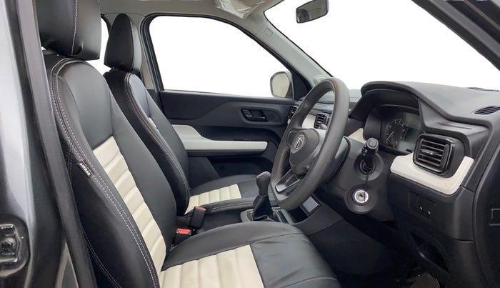 2023 Tata PUNCH PURE MT, Petrol, Manual, 26,801 km, Right Side Front Door Cabin