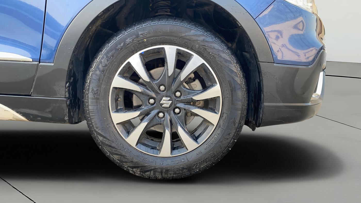 2021 Maruti S Cross ZETA 1.5, Petrol, Manual, 28,416 km, Right Front Wheel