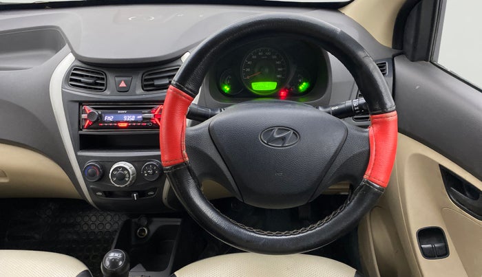 2016 Hyundai Eon ERA +, Petrol, Manual, 1,08,042 km, Steering Wheel Close Up