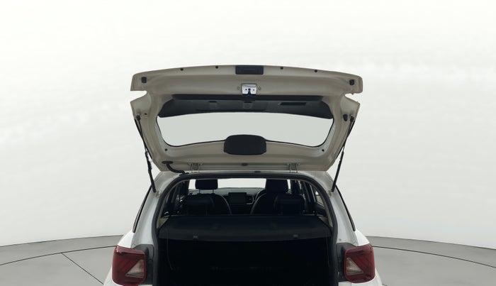 2021 Hyundai VENUE SX 1.0 TURBO IMT, Petrol, Manual, 51,465 km, Boot Door Open