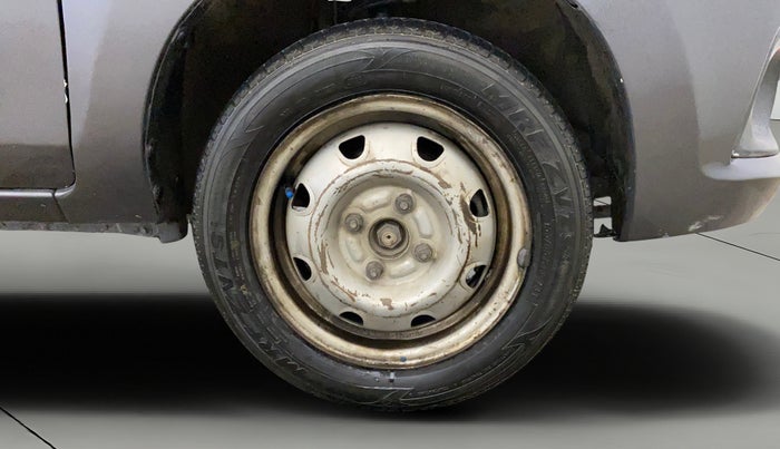 2017 Maruti Alto K10 LXI, CNG, Manual, 97,596 km, Right Front Wheel