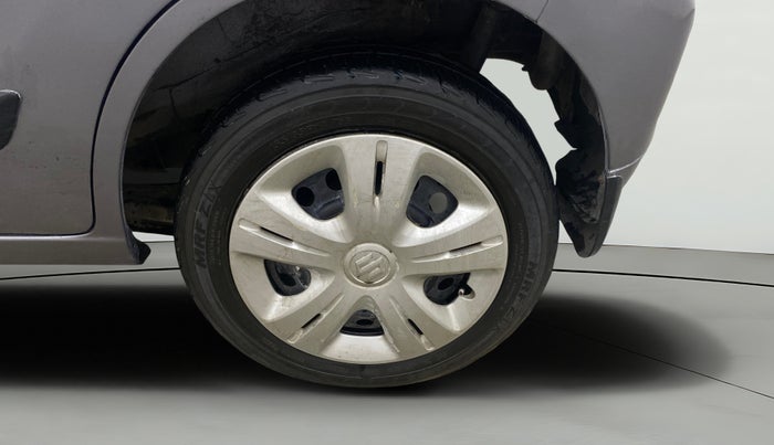 2016 Maruti Wagon R 1.0 VXI AMT, Petrol, Automatic, 61,856 km, Left Rear Wheel