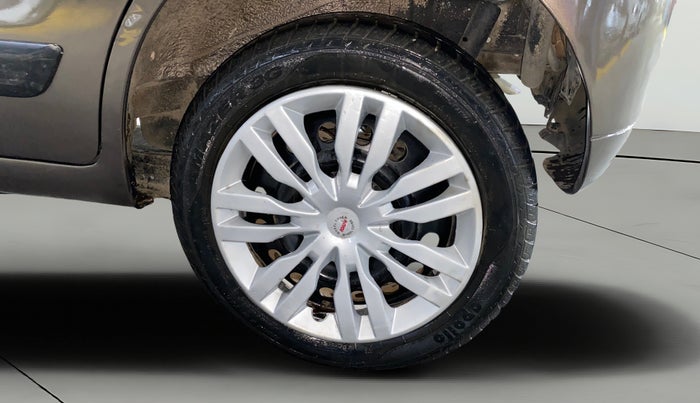 2016 Maruti Wagon R 1.0 VXI AMT, Petrol, Automatic, 30,920 km, Left Rear Wheel