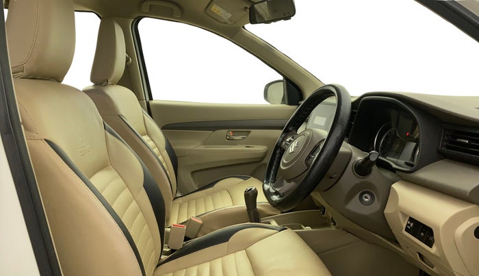 2019 Maruti Ertiga VXI CNG, CNG, Manual, 86,506 km, Right Side Front Door Cabin