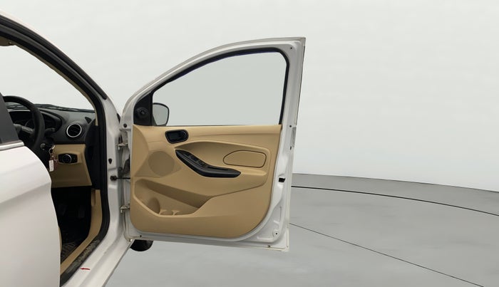 2018 Ford Figo Aspire AMBIENTE 1.2 PETROL, Petrol, Manual, 84,553 km, RHS Front Door