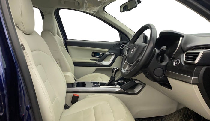 2023 Tata Safari XZA PLUS, Diesel, Automatic, 50,765 km, Right Side Front Door Cabin
