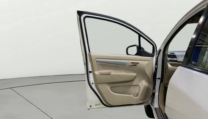 2014 Maruti Ertiga VDI, Diesel, Manual, 83,220 km, LHS Front Door