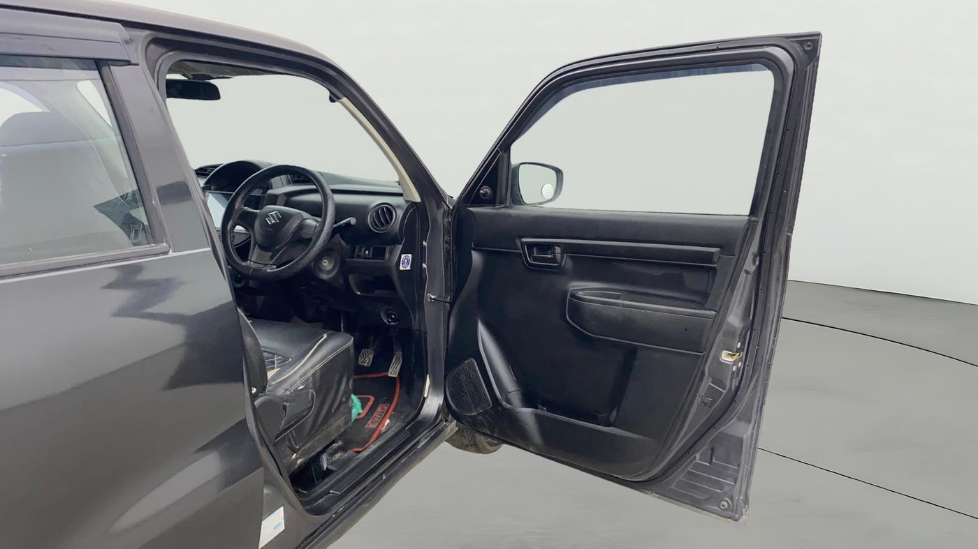 2022 Maruti S PRESSO VXI, Petrol, Manual, 69,592 km, RHS Front Door