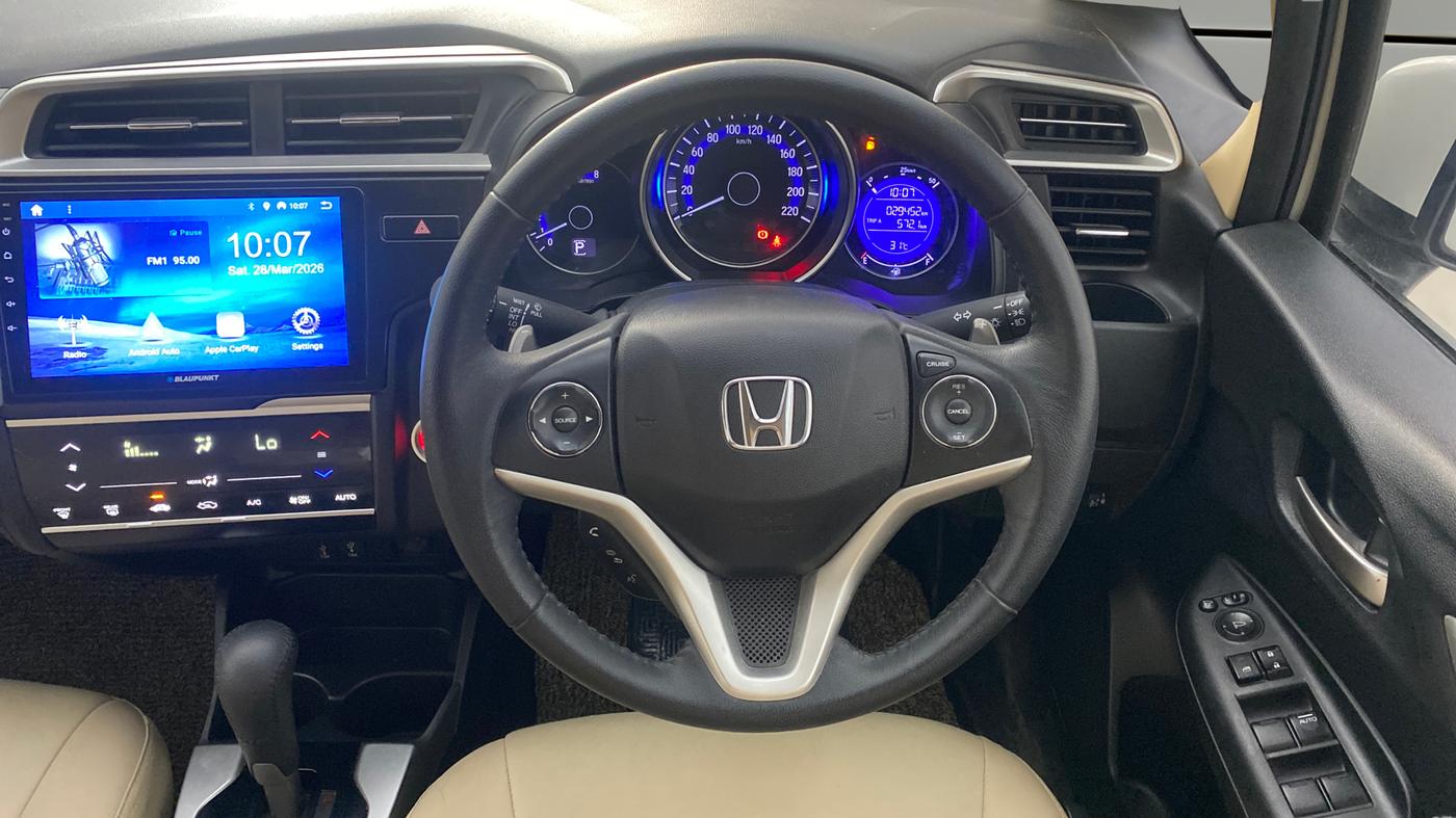 2021 Honda Jazz 1.2L I-VTEC VX CVT, Petrol, Automatic, 29,399 km, Steering Wheel Close Up