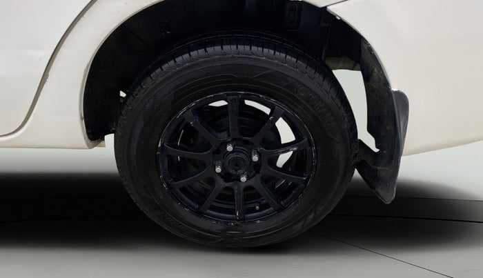 2013 Toyota Etios G, Petrol, Manual, 1,25,001 km, Left Rear Wheel