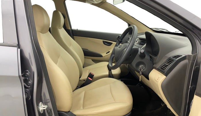 2017 Hyundai Eon ERA +, Petrol, Manual, 43,284 km, Right Side Front Door Cabin
