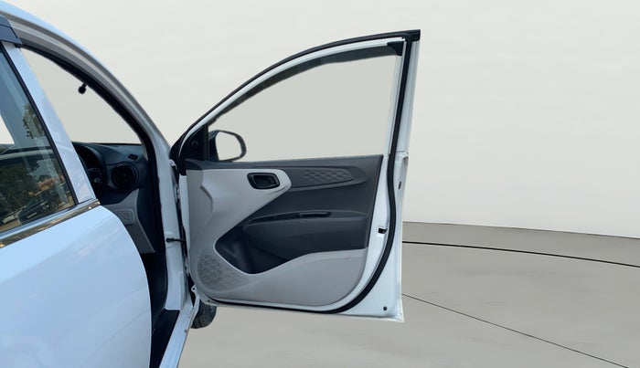 2021 Hyundai GRAND I10 NIOS ERA 1.2 KAPPA VTVT, Petrol, Manual, 36,367 km, RHS Front Door