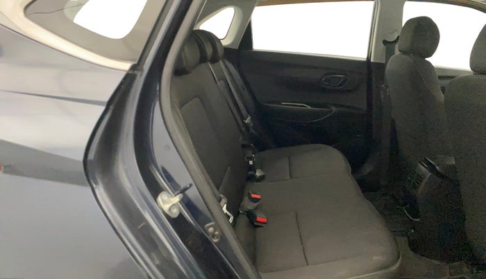 2023 Hyundai NEW I20 ASTA (O) 1.2 IVT, Petrol, Automatic, 55,448 km, Third Seat Row ( optional )