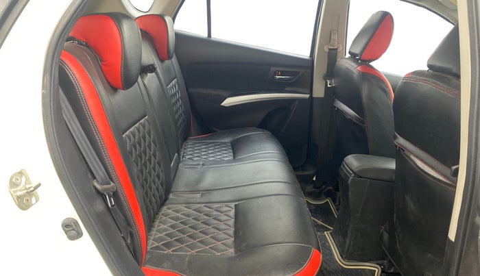 2018 Maruti S Cross ZETA 1.3, Diesel, Manual, 70,253 km, Right Side Rear Door Cabin