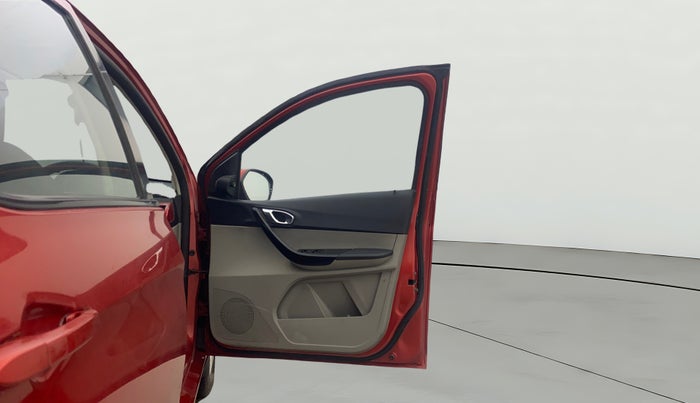 2018 Tata Tiago XZA PETROL, Petrol, Automatic, 80,444 km, RHS Front Door